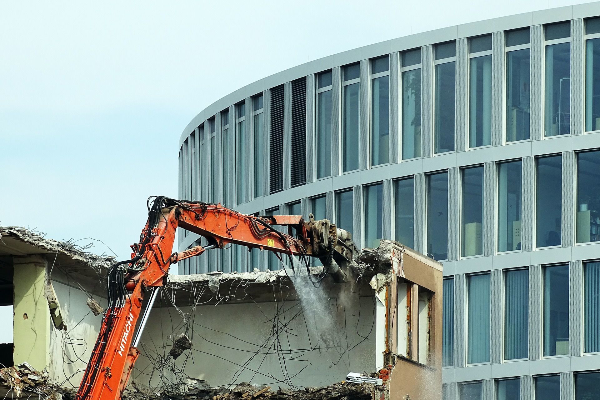 大型建物の解体イメージ